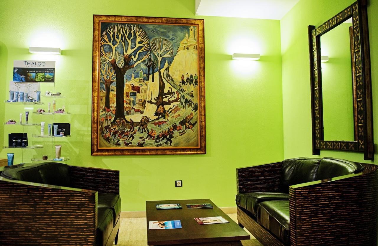 בניה Hot Springs Medical And Spa מראה חיצוני תמונה