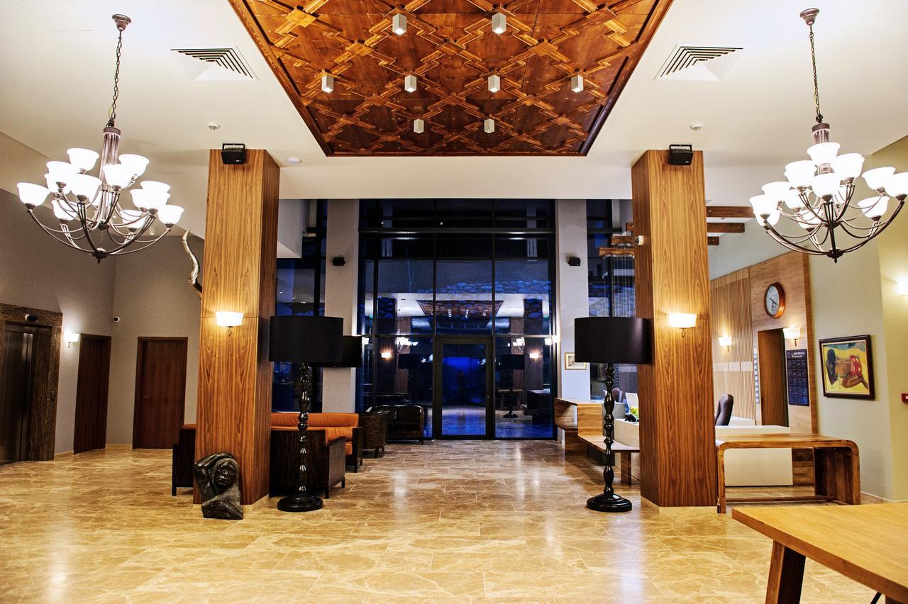 בניה Hot Springs Medical And Spa מראה חיצוני תמונה
