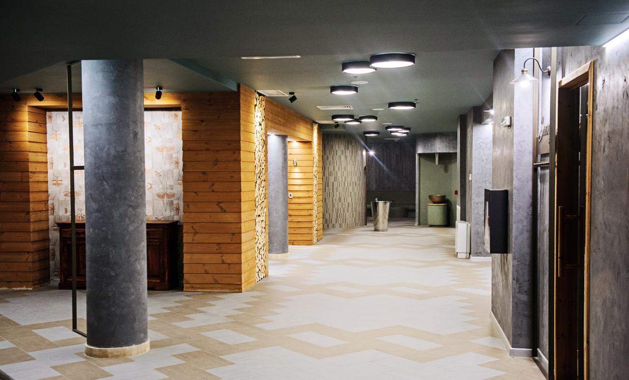 בניה Hot Springs Medical And Spa מראה חיצוני תמונה