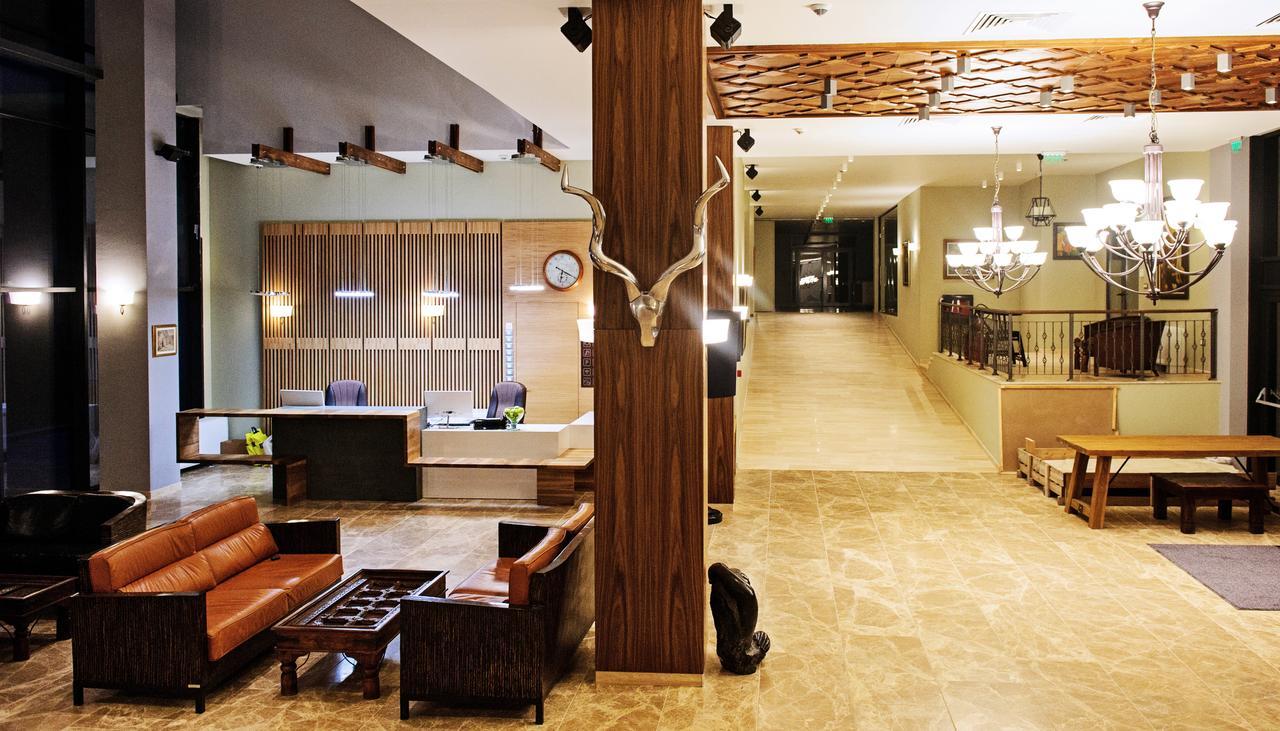 בניה Hot Springs Medical And Spa מראה חיצוני תמונה