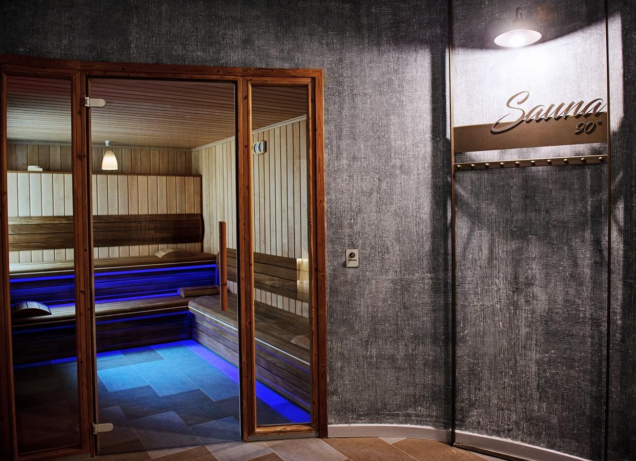 בניה Hot Springs Medical And Spa מראה חיצוני תמונה